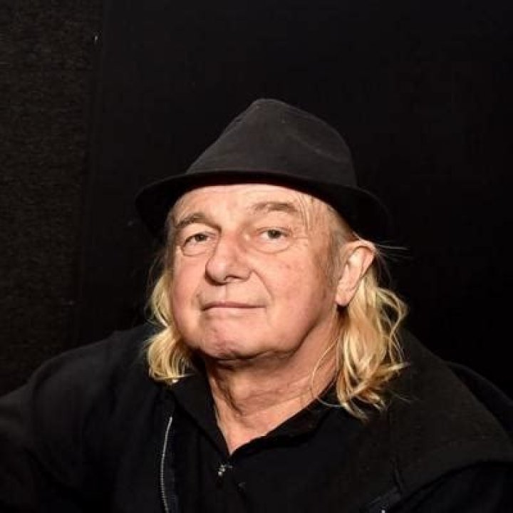 Alan White Net Worth | Celebrity Net Worth