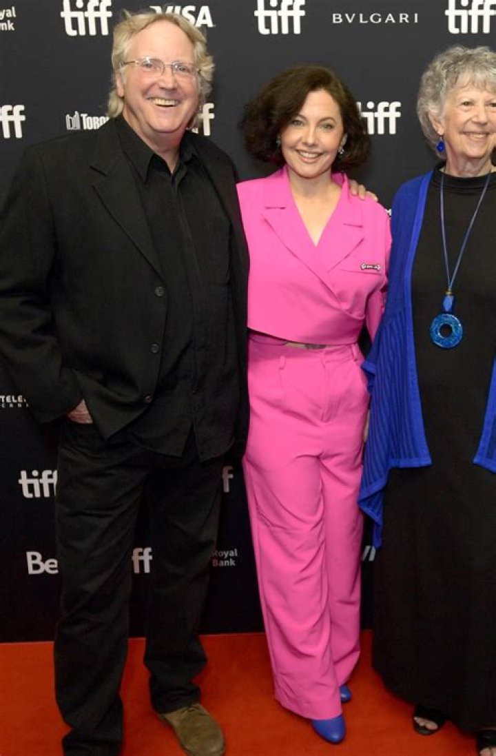 Alyson Court Net Worth | Celebrity Net Worth