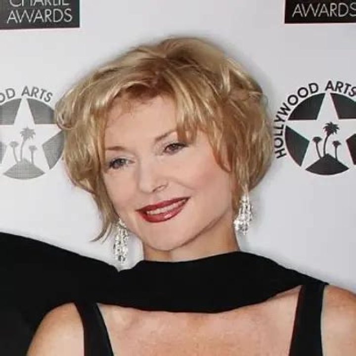 Beth Broderick Net Worth | Celebrity Net Worth