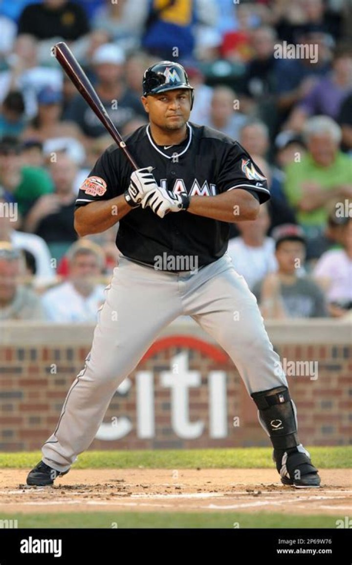 Carlos Lee Net Worth | Celebrity Net Worth