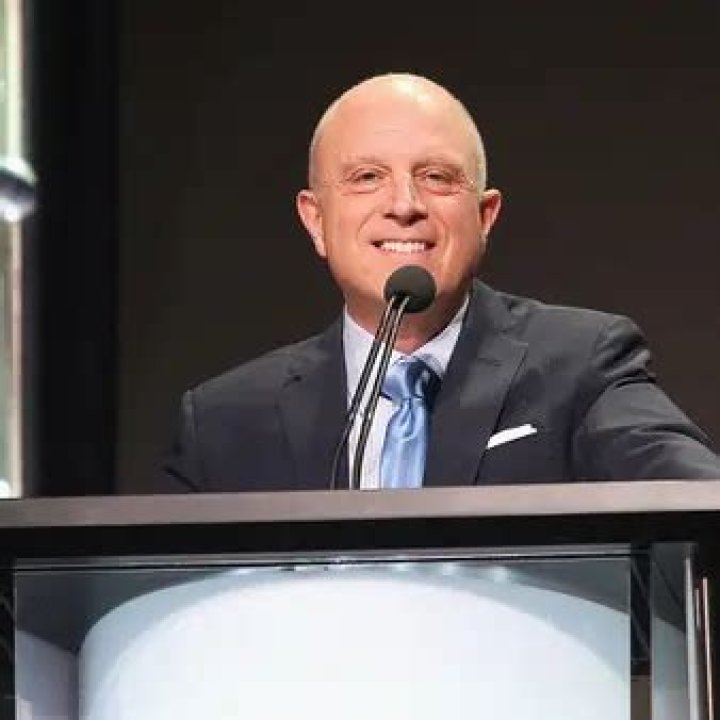 Chris Perez Net Worth | Celebrity Net Worth