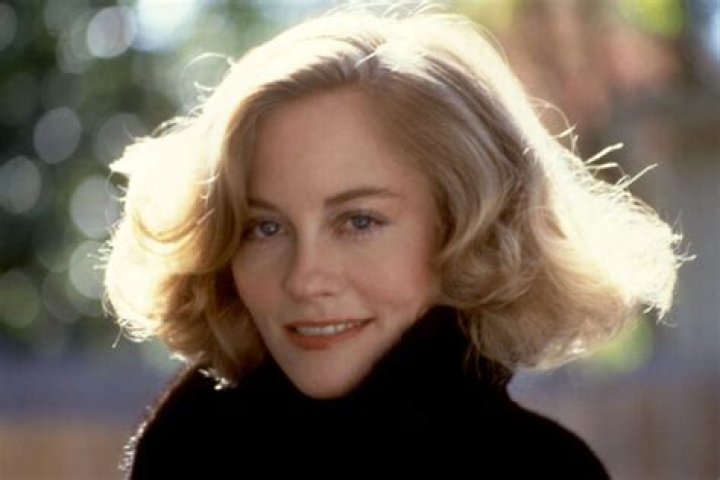 Cybill Shepherd Net Worth | Celebrity Net Worth