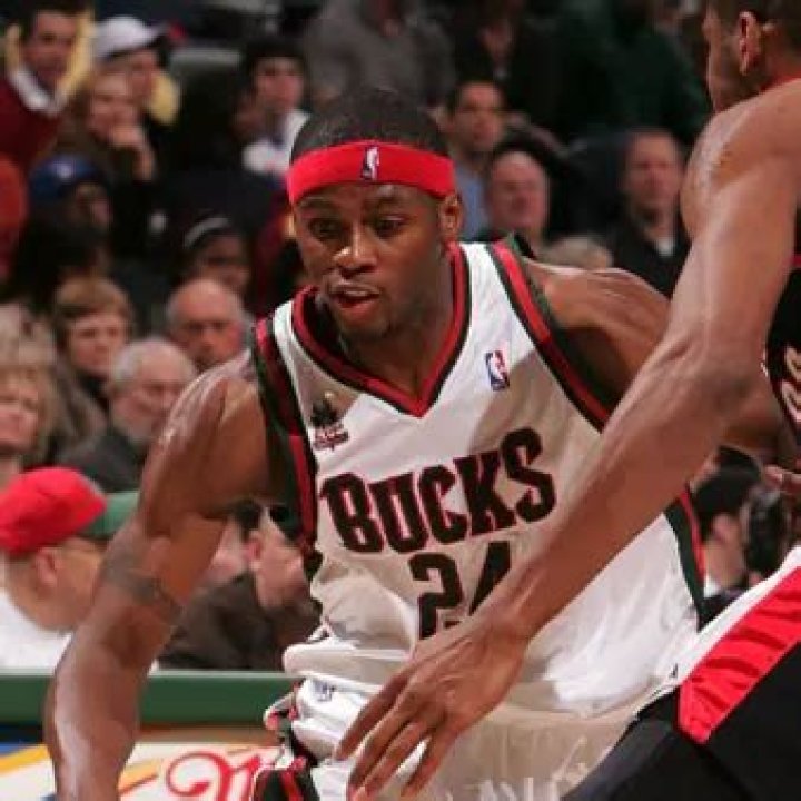 Desmond Mason Net Worth | Celebrity Net Worth