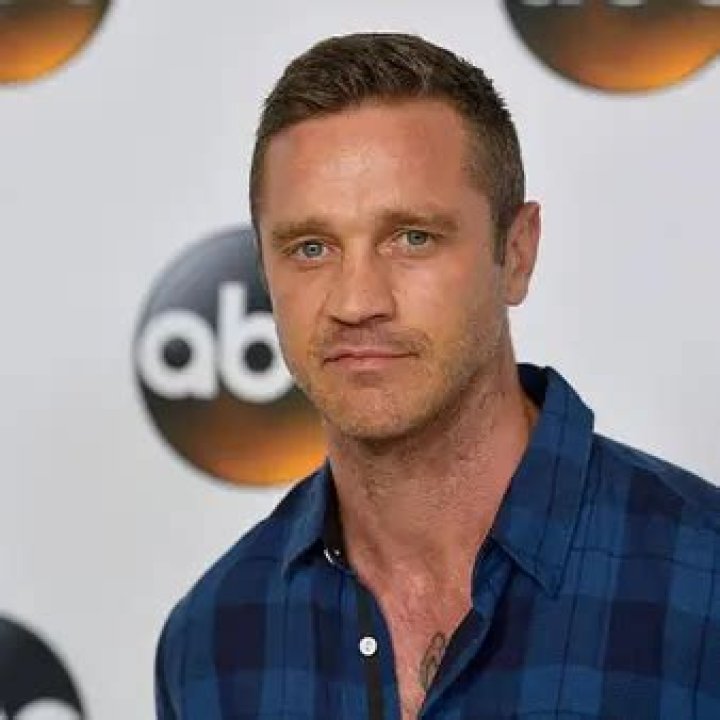 Devon Sawa Net Worth | Celebrity Net Worth