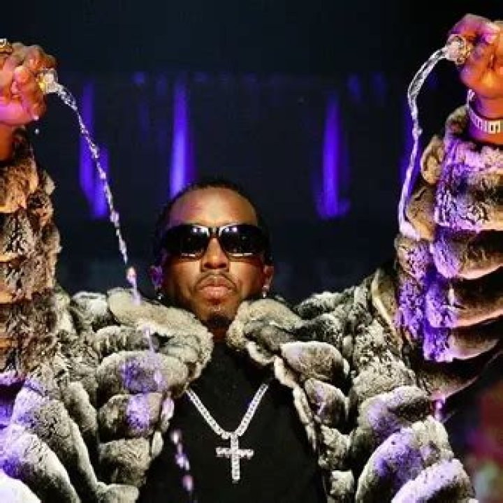 Diddy Is The Richest Rapper On The Planet Once Again... Dr. Dre Drops To #3!!!