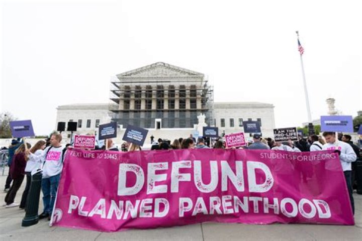 Elaine Wynn Donated $1 Million To Planned Parenthood