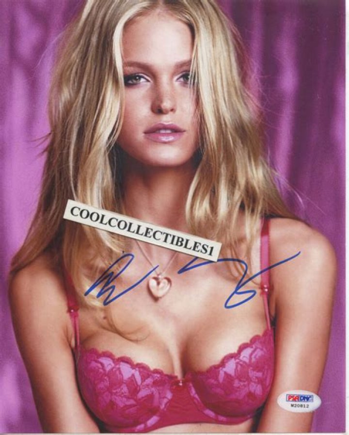 Erin Heatherton Net Worth | Celebrity Net Worth