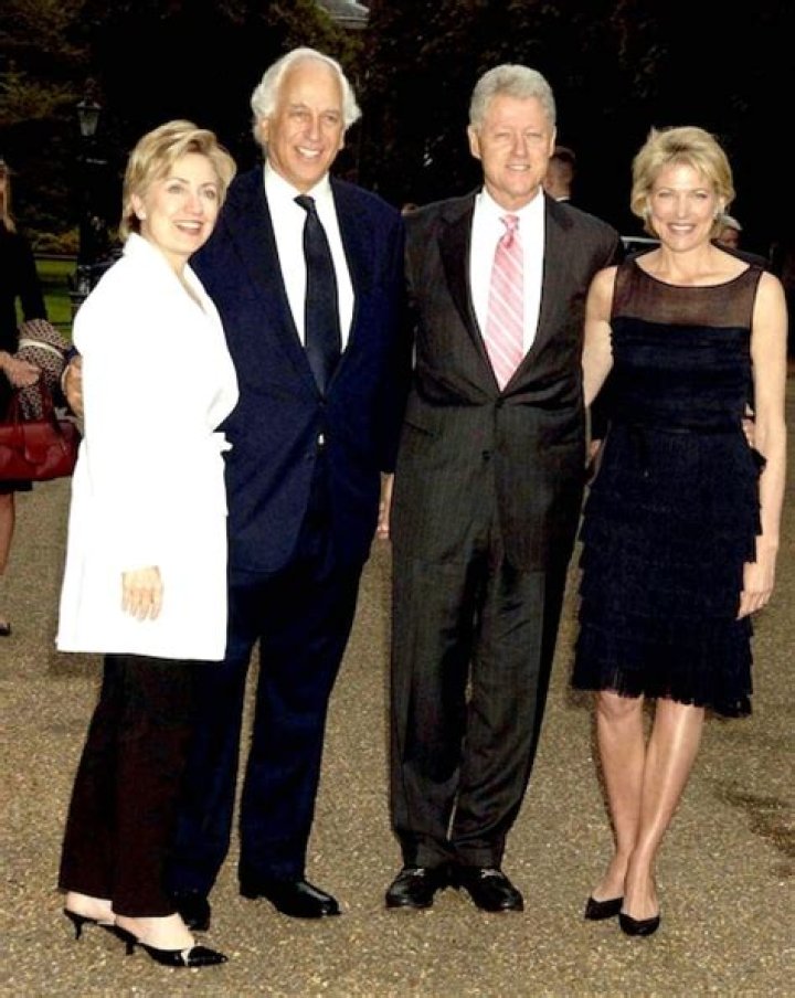Hillary Clinton's Secret Weapon Is The Wife Of Multi-Billionaire Planetary Overloard Sir Evelyn de Rothschild