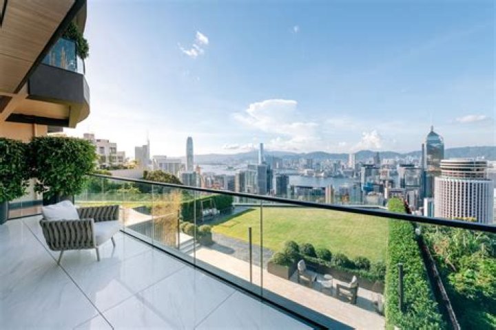 Hong Kong Real Estate Billionaire Walter Kwok Dead At 68