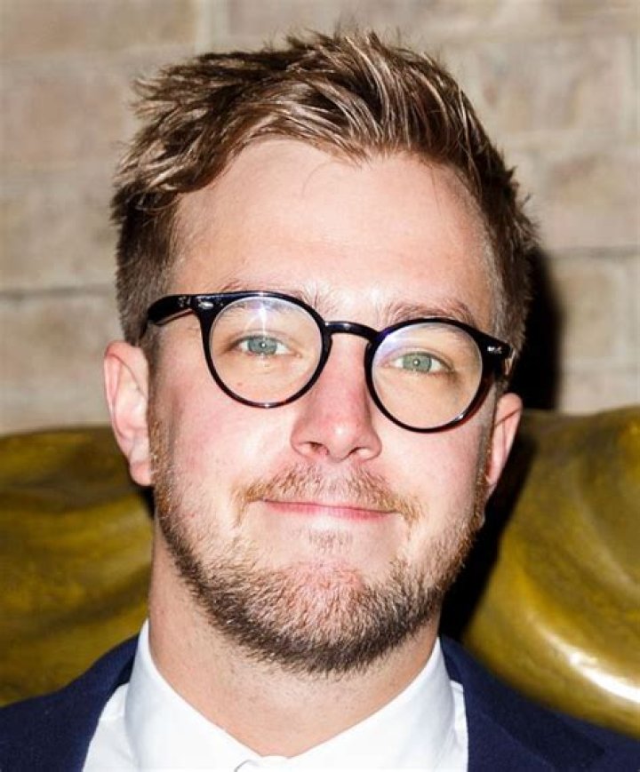 Iain Stirling Net Worth | Celebrity Net Worth
