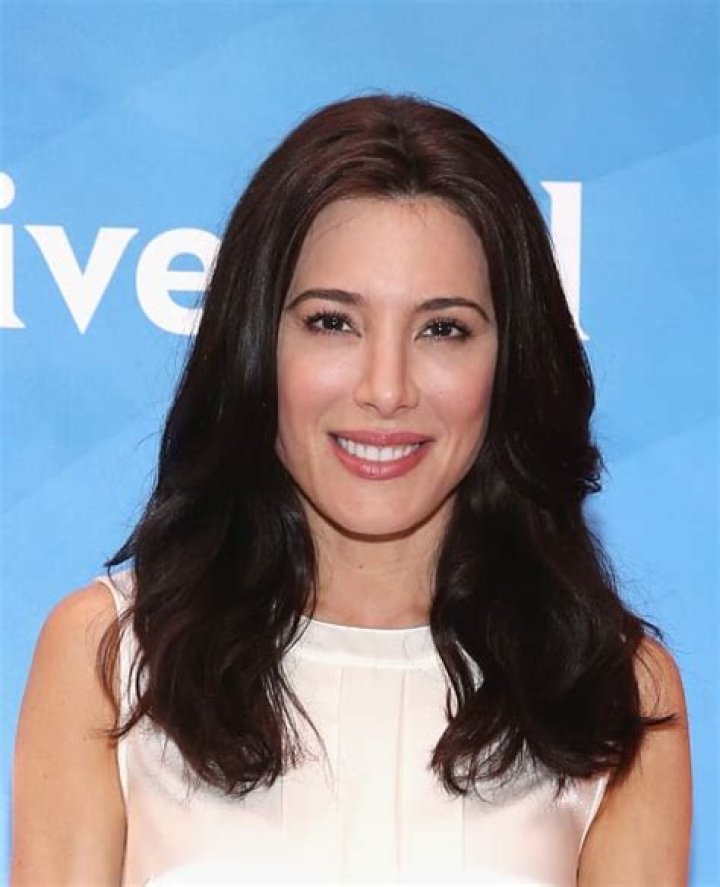 Jaime Murray Net Worth | Celebrity Net Worth
