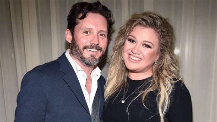 Kelly Clarkson's Ex-Husband Wants $436K PER MONTH In Support
