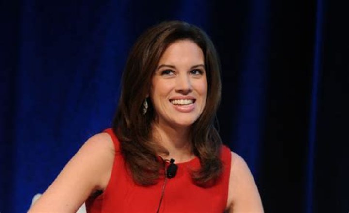Kelly Evans Net Worth | Celebrity Net Worth