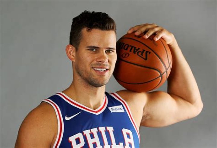 Kris Humphries Net Worth | Celebrity Net Worth