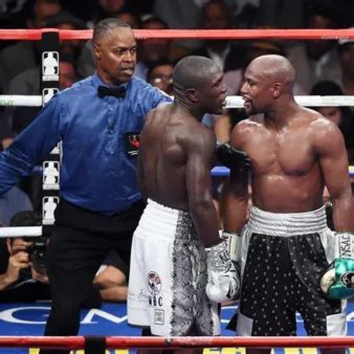 MASSIVE Payday May Bring Floyd Mayweather Out Of Retirement