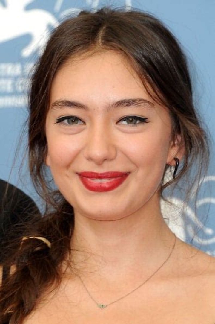 Neslihan Atagul Net Worth | Celebrity Net Worth