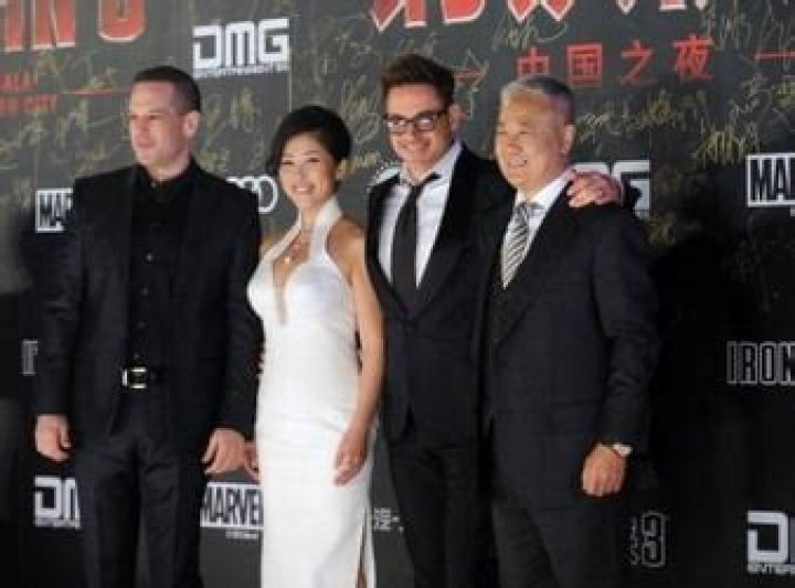 Que Wenbin Net Worth | Celebrity Net Worth