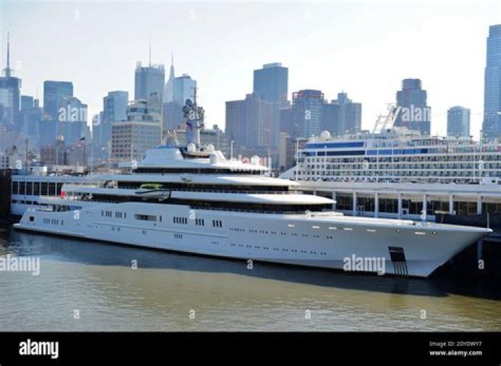 Russian Oligarch Roman Abramovich Is Planning Massive $190 Million Manhattan Mansion Compound