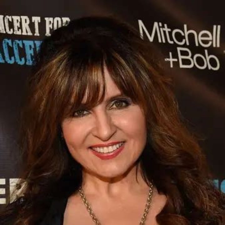 Stella Parton Net Worth | Celebrity Net Worth