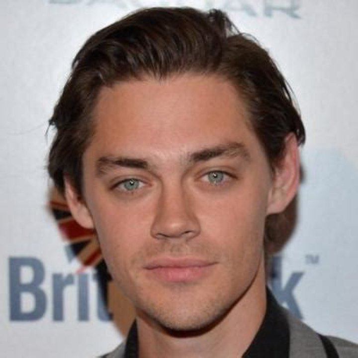 Tom Payne Net Worth | Celebrity Net Worth
