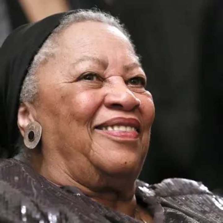 Toni Morrison Net Worth | Celebrity Net Worth