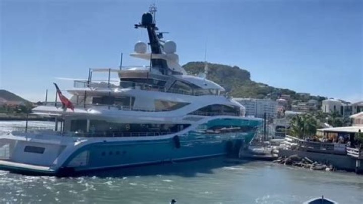 Video Captures Moment $100 Million Yacht Owned By Capri Sun Billionaire Crashes Into Caribbean Yacht Club - Yes. Capri Sun Made Someone A Billionaire.