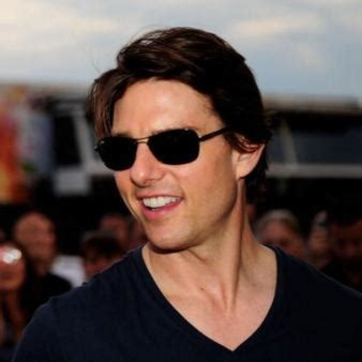 Why Does Tom Cruise Keep Failing So Awkwardly At The Box Office???