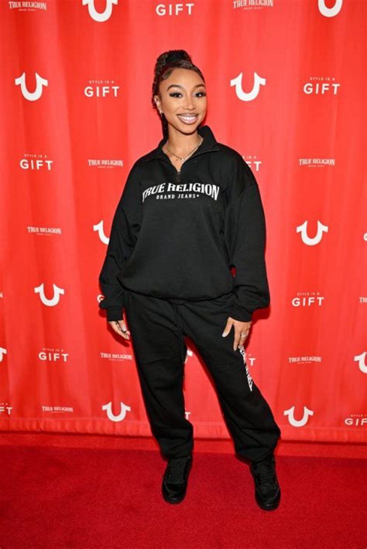 Zonnique Jailee Pullins Net Worth